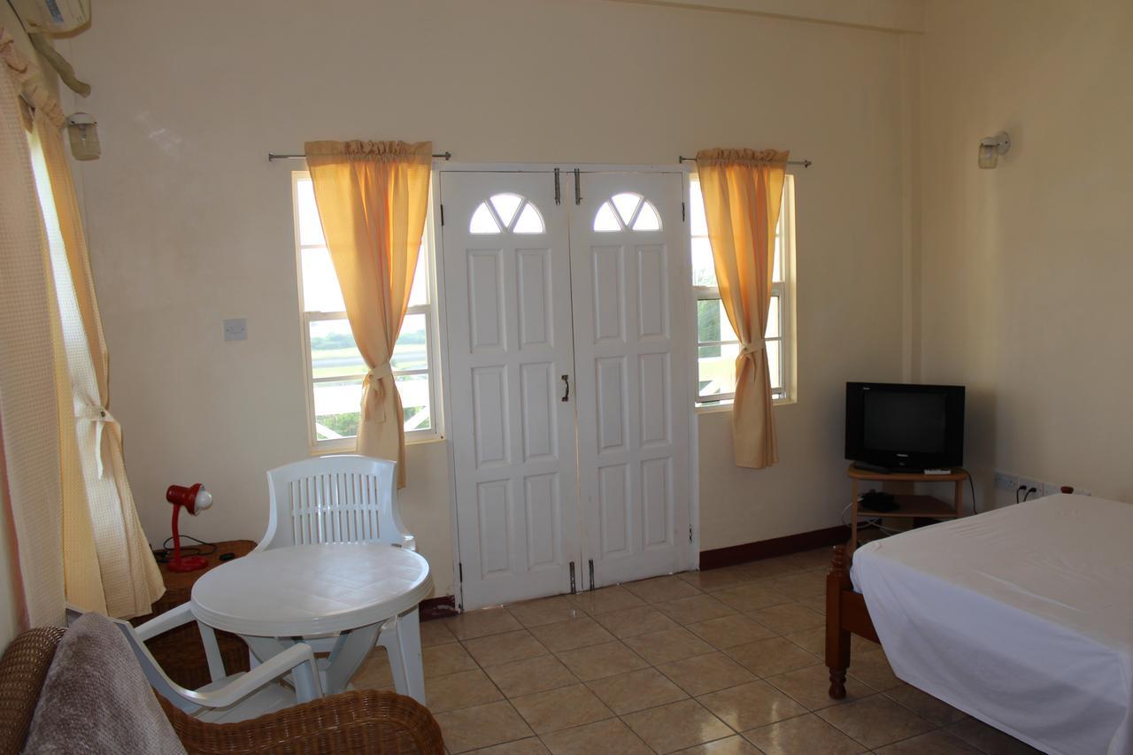 The Relax Inn St. George's Exterior foto