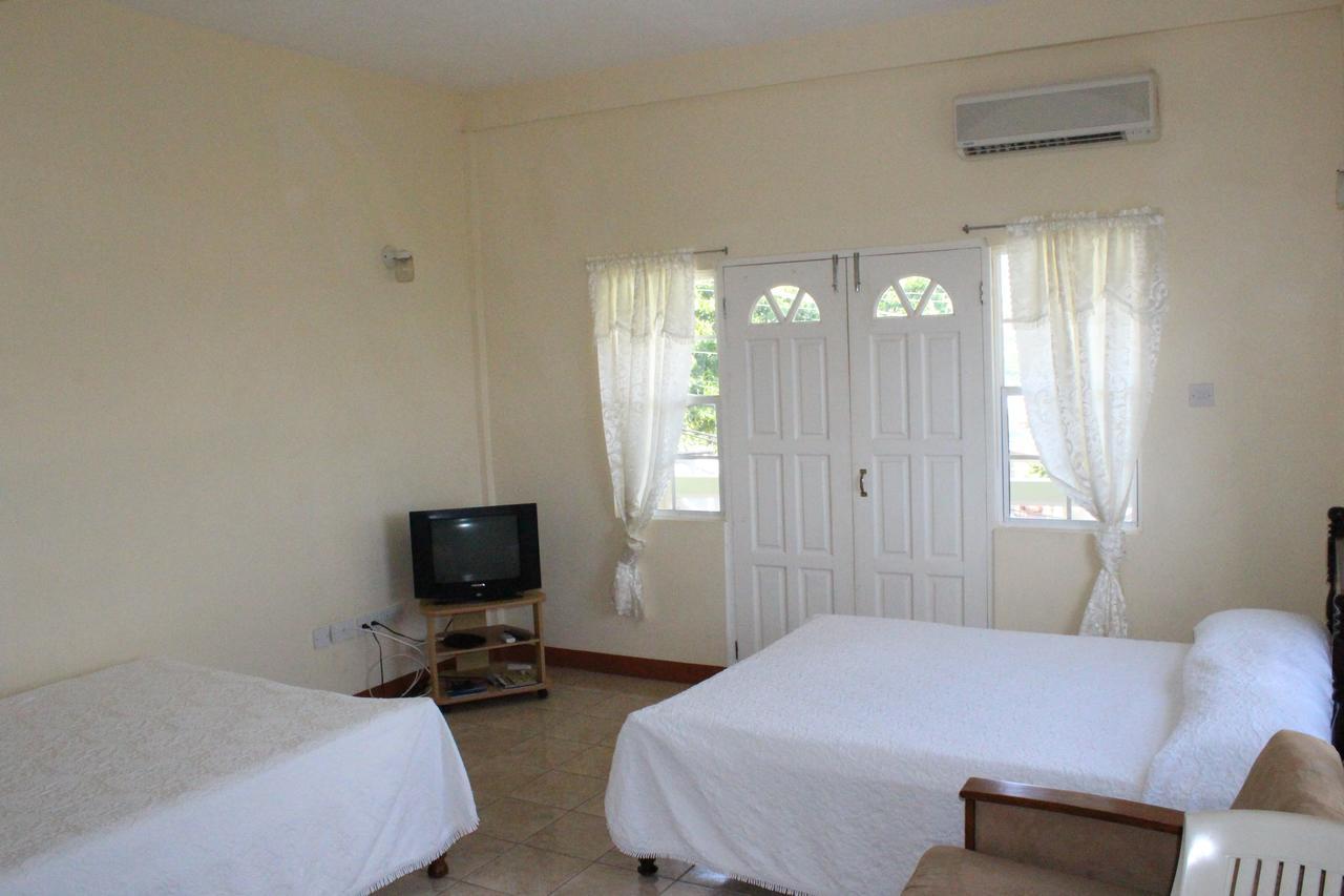 The Relax Inn St. George's Exterior foto